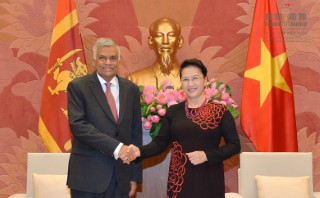 Chủ tịch Quốc hội Nguyễn Thị Kim Ngân hội kiến Thủ tướng Sri Lanka Ranil Wickremesinghe